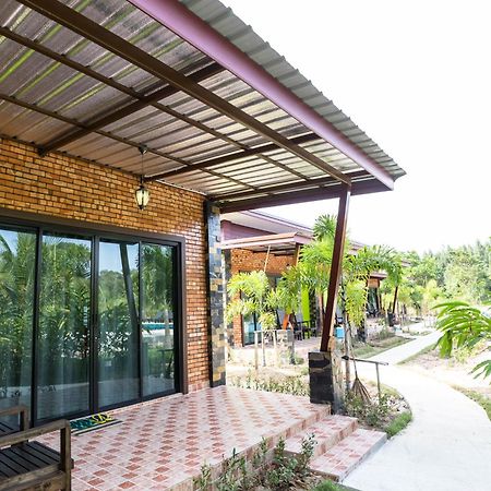 Siri Lanta Resort Koh Lanta Exterior photo